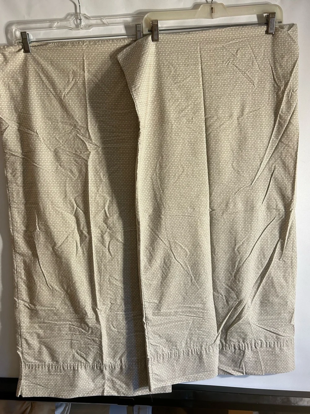 THOMAS O’BRIEN VTG  MODERN 100% COTTON BEIGE/SMALL WHITE DOTS PILLOW CASES KING